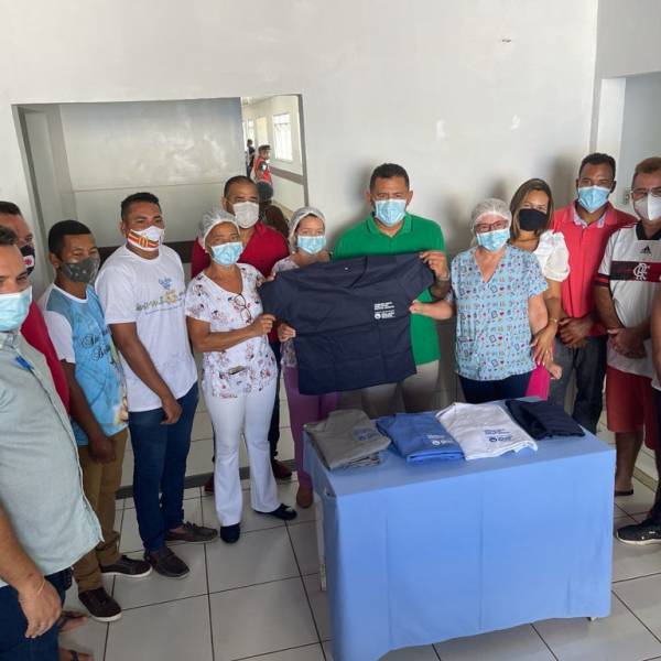 Os profissionais do Hospital Municipal de São João Batista ganharam uniforme